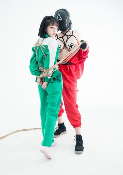 善良女秘书的目的在线播放_欧美成人在线